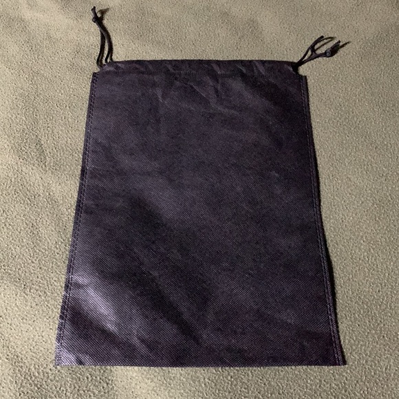 2 Mystery Box bags. 2 sizes. L approx 11 1/2 x 16. S approx 9 1/2 x 13 1/2 - Picture 5 of 9